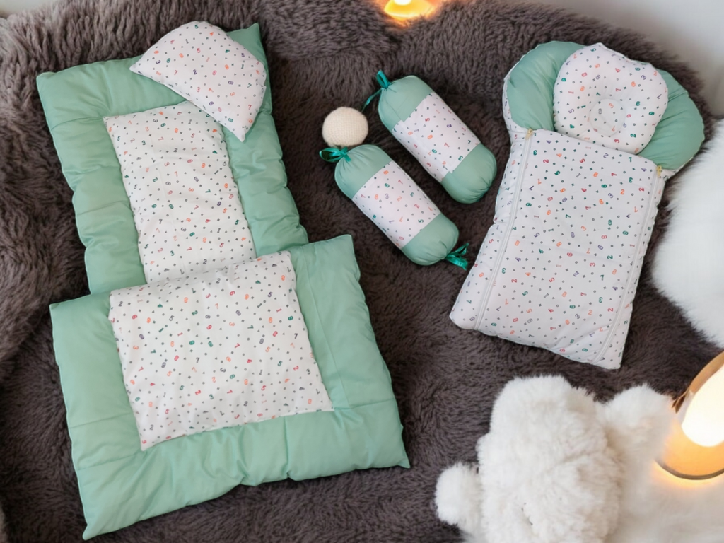 7 Pieces Baby Bed Set